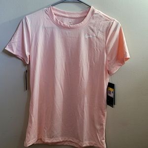 NIKE Small Short Sleeve Shirt
